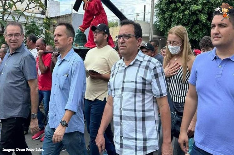 PEDRO LOBO ACOMPANHA CELEBRAÇÕES DA SEXTA FEIRA SANTA