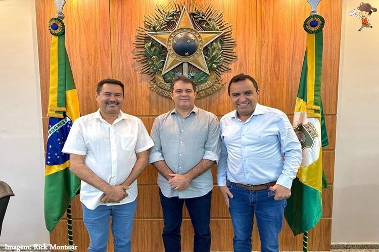 PEDRO LOBO SE REÚNE EVANDRO LEITÃO E MOSES BRÁS PARA TRATAR DA POLÍTICA DE COMBATE À FOME